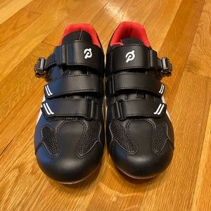Peloton cycling shoes size 38 (US 7)